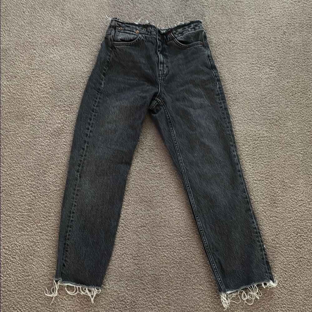 Topshop Straight Charcoal Frayed Edge Jeans size Women’s 26 L 32
